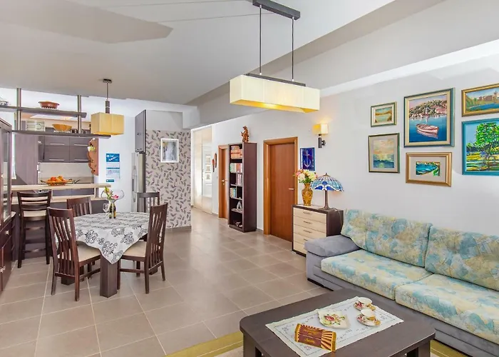 Apartment Una Διαμέρισμα